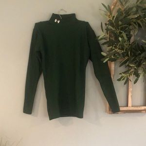 Woman’s under armor size S green turtleneck